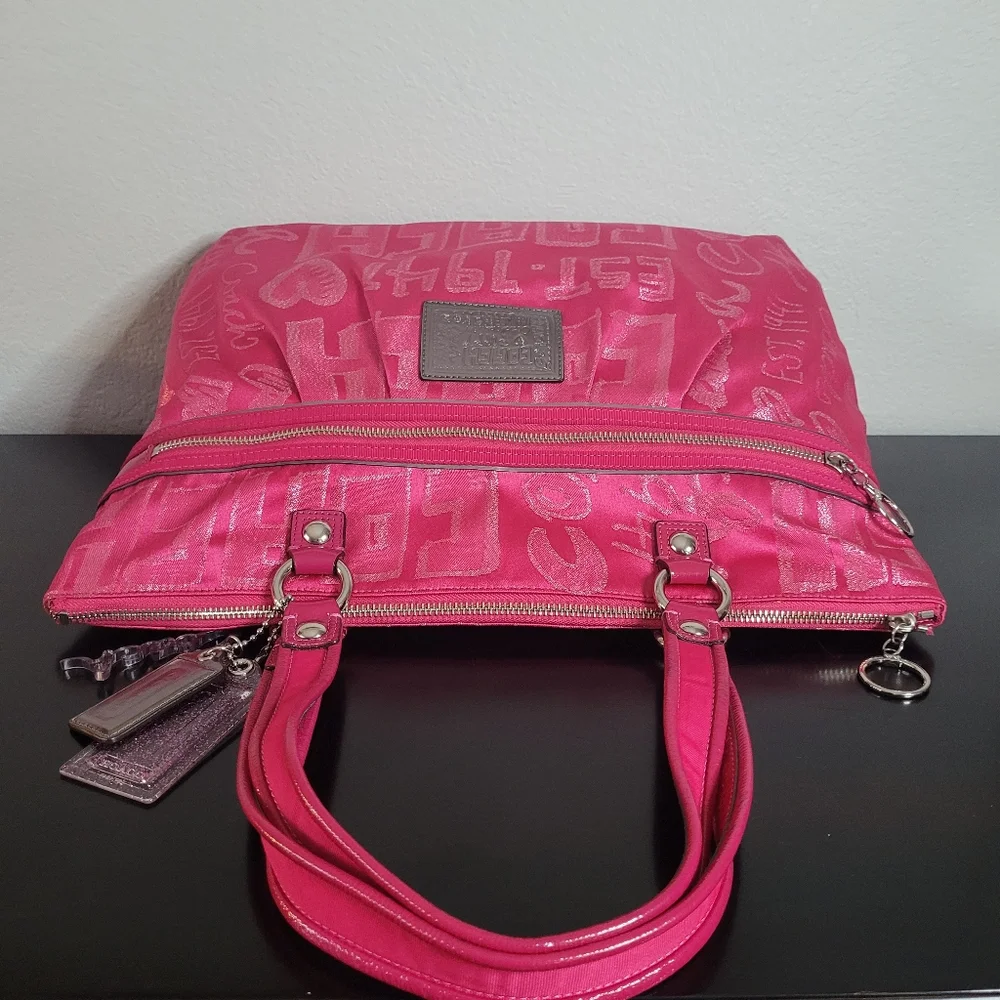 Coach Poppy Graffiti Scribble Shoulder Bag - Picture 6 of 15